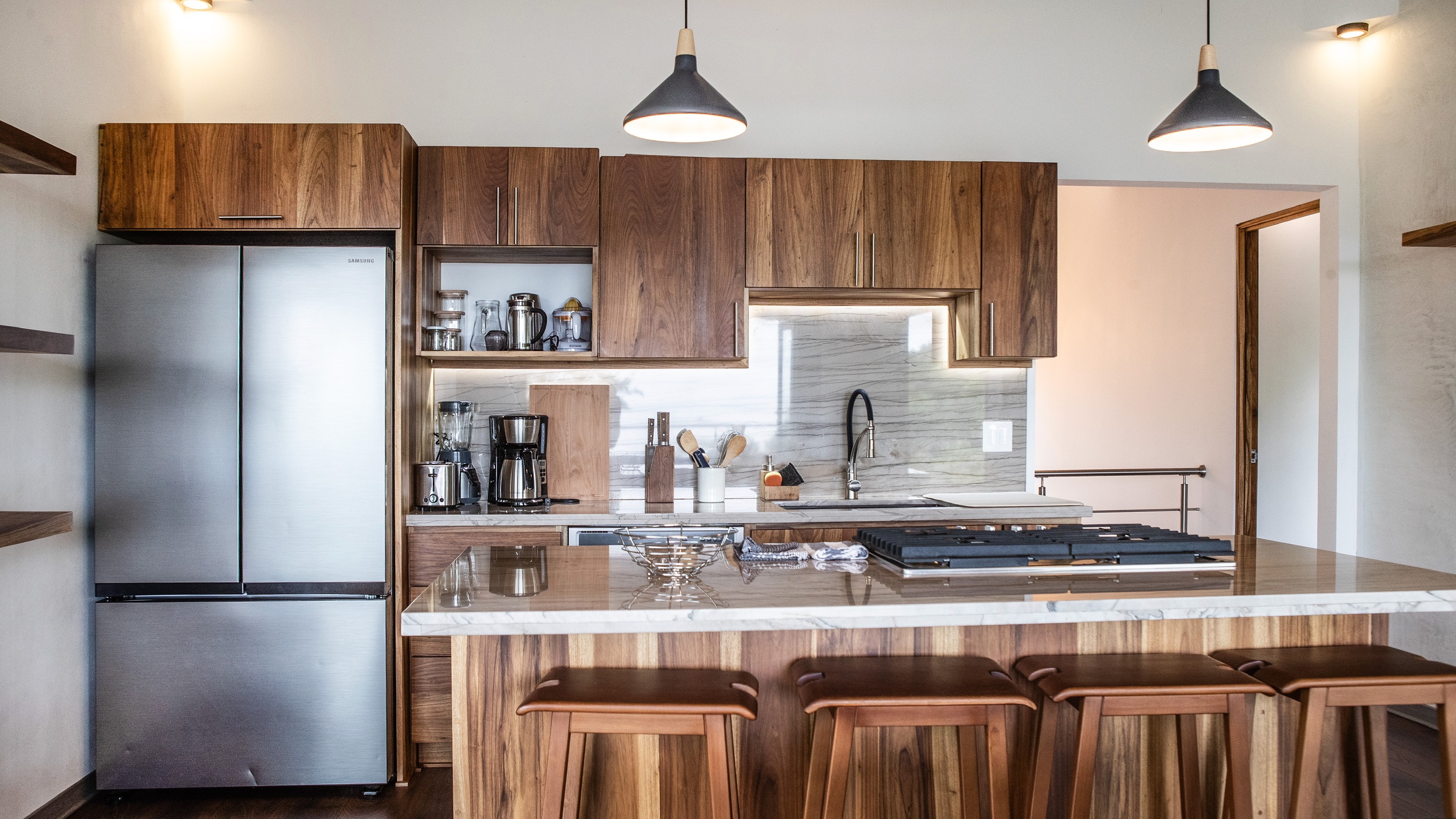 Kitchen and dining area at Casa Ker Lumar